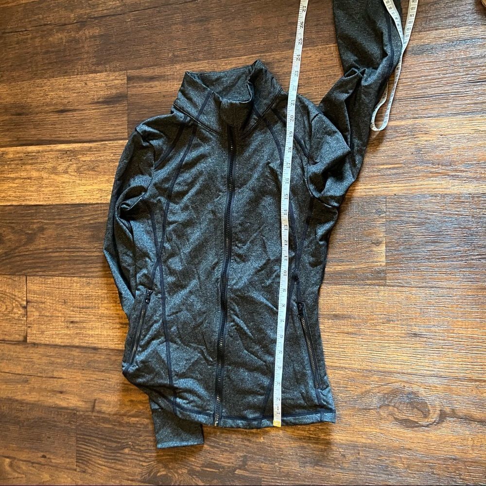 TYC Gray Workout Fitted Jacket Size Small - Picture 5 of 7